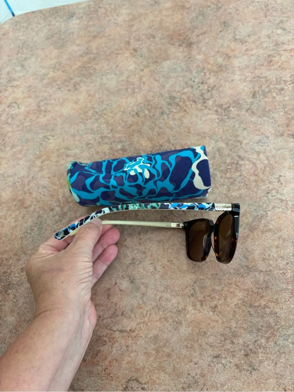 Vera Bradley Cadence - Katalina Blues Polarized Sunglasses